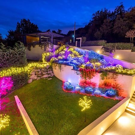 Villa Altavista - Seaview & Relax With Heated Pool & Minigolf Опатія Екстер'єр фото