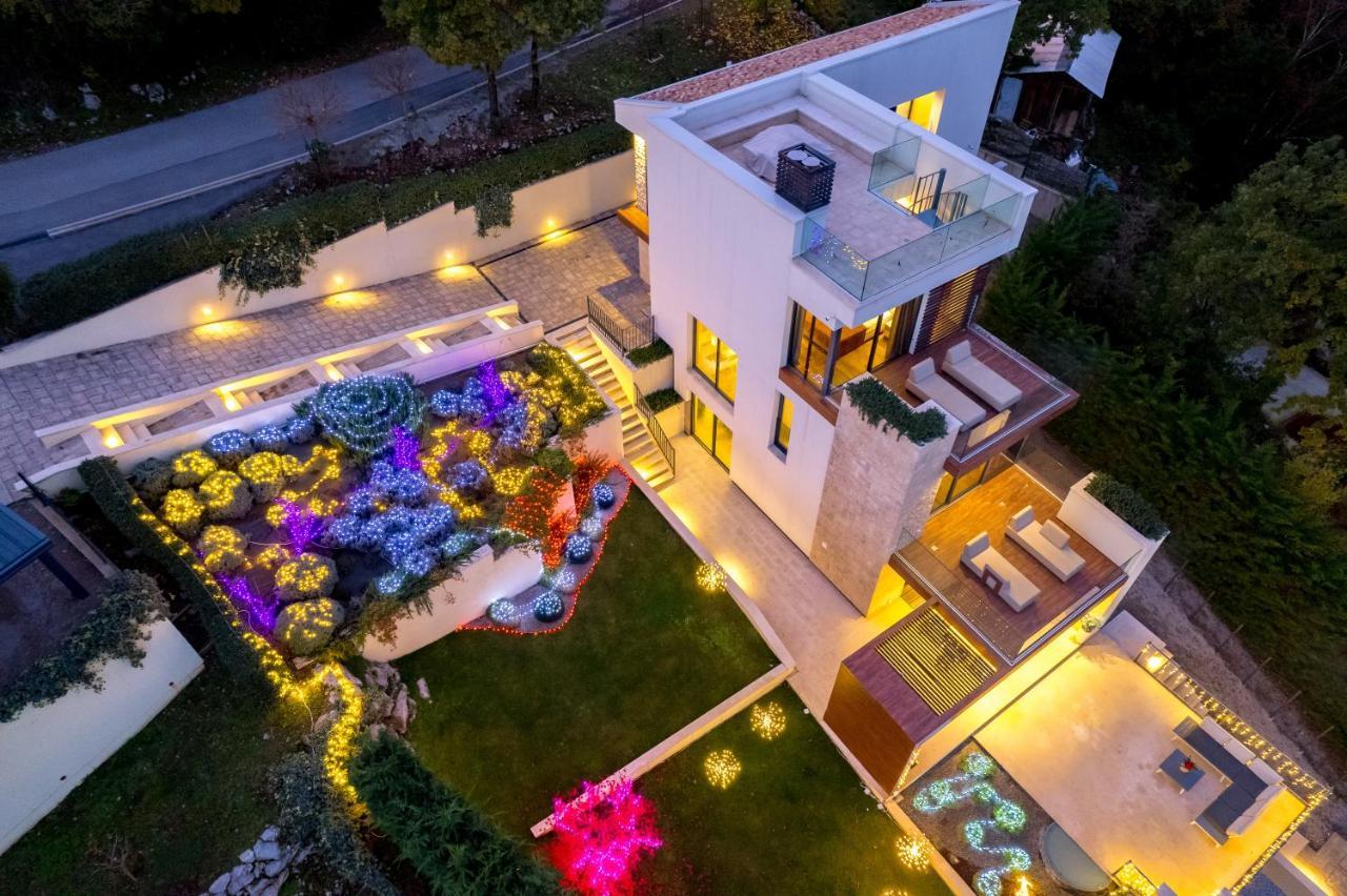 Villa Altavista - Seaview & Relax With Heated Pool & Minigolf Опатія Екстер'єр фото